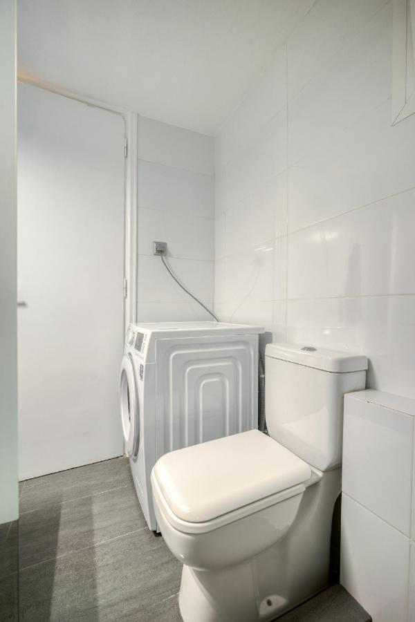 Elegant Light Two Bedroom Apartment In City Center Athens Ngoại thất bức ảnh